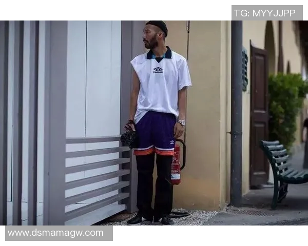 模仿足球明星风采的追随者们如何在生活中展现个性与激情 模仿足球明星风采的追随者们如何在生活中展现个性与激情